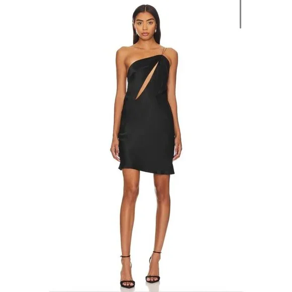 natalie rolt black dress Hire NATALIE ROLT Bridget Gown in Black – SUSTAINABLY. The Dress Hire main image 0
